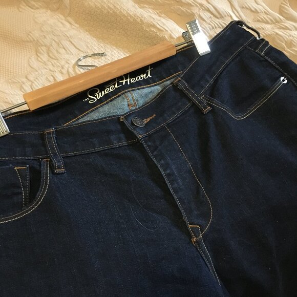 Old Navy Dark Navy Blue Sweetheart Jeans - Picture 10 of 16
